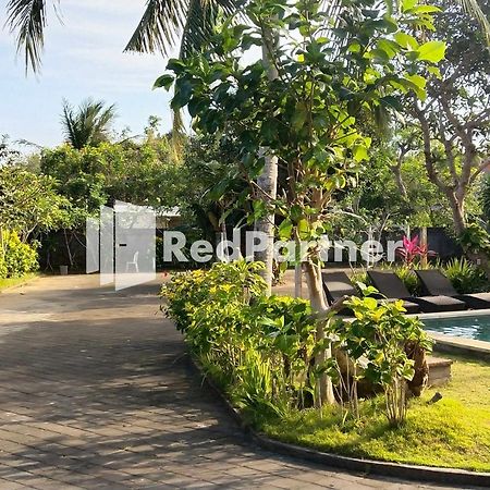 Pondok Sentana Guest House at Jalan Raya Uluwatu RedPartner Ungasan  Bagian luar foto